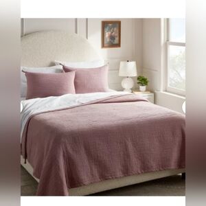King Double Cloth Quilt Mauve - Threshold™: Jacquard Weave, Midweight,